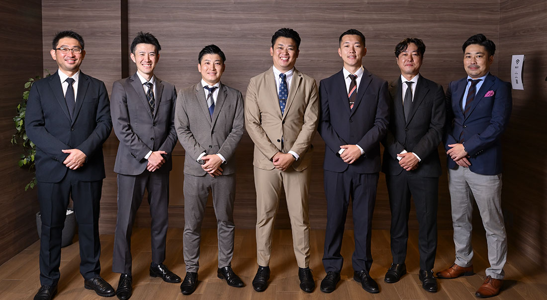 スタッフ集合写真